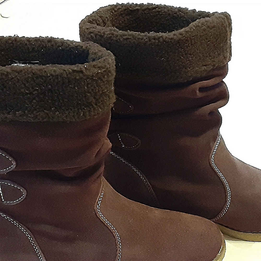 Lands End boots